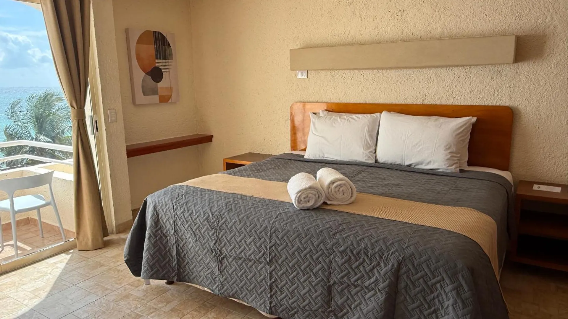 Luciana Hotel & Beach Club Playa del Carmen
